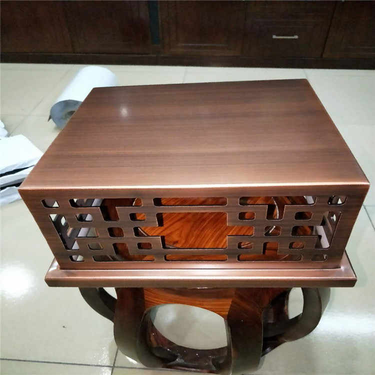 阳春效果好的拉丝铜色铝单板加固工艺独特
