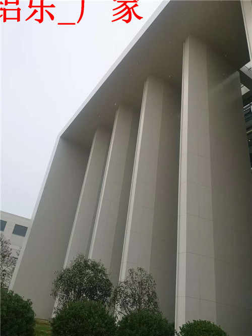鹿泉对于铝单板厂家的重要性-铝乐建材