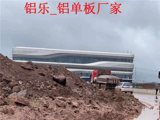 邓州耐用的铝单板安装多少钱一平方