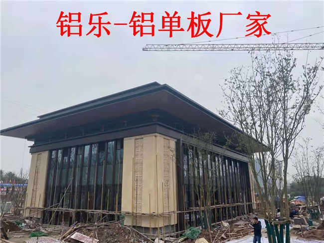 无锡铝单板与铝塑板哪个价格高